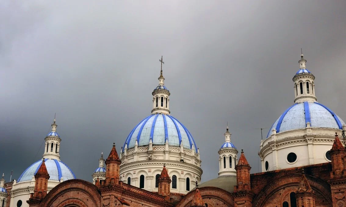 Nueva Catedral Cuenca Ecuador